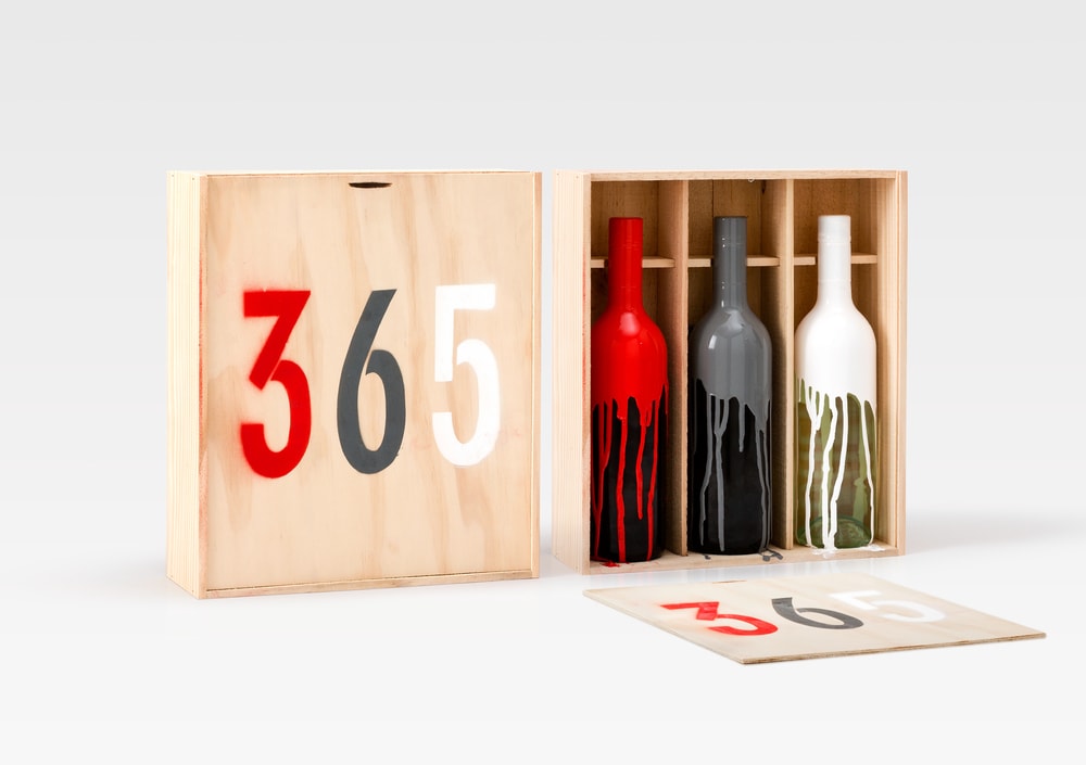 485 Design – 365 Wine Staff Gift
