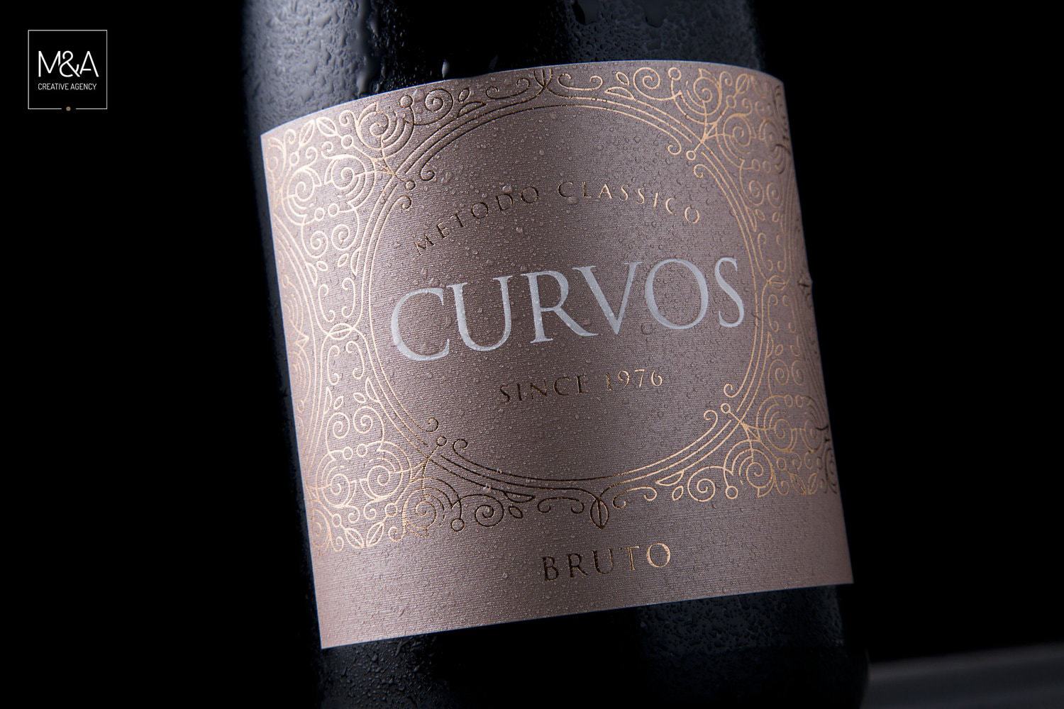 M&A Creative Agency – Curvos Sparkling Wine