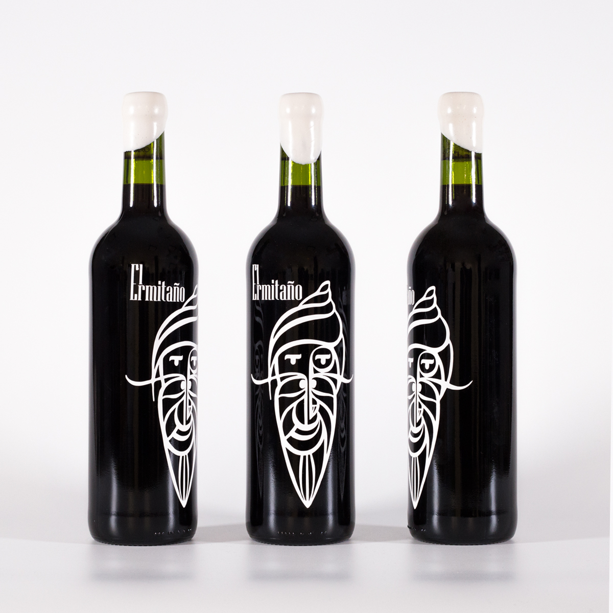 Naming and Design Wine Bottle El Ermitaño