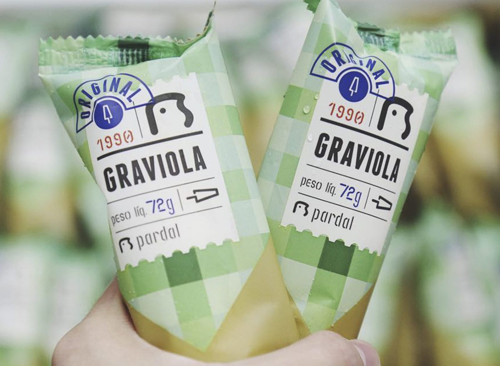 Package Design for the Ice Cream and Popsicles Brand “Pardal”