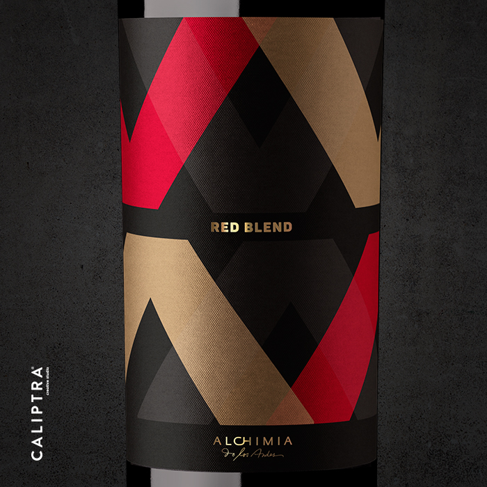Minimalist Label Design for Red Blend & Cabernet Franc from Winemakers in Argentina
