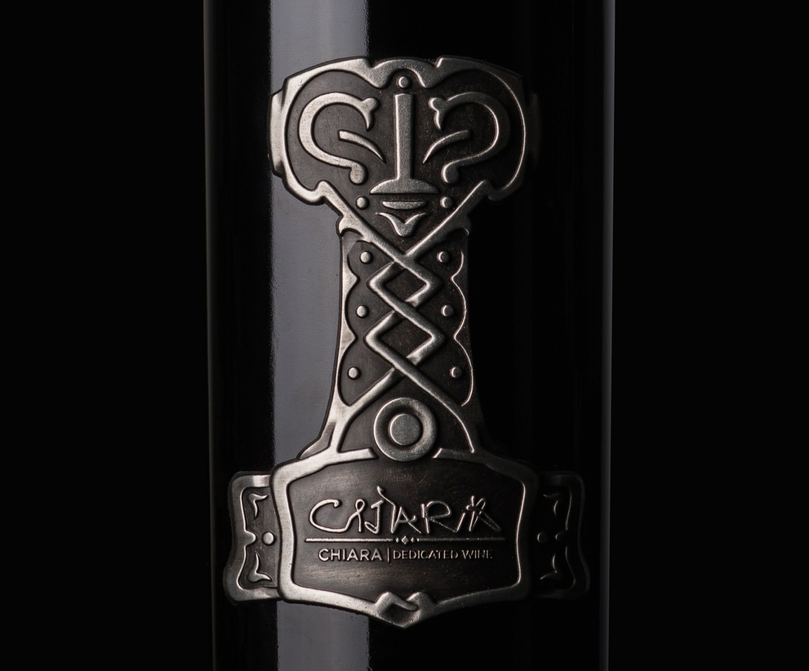 Red Box Mendoza –  Chiara Wines | Bottle design and wine label
