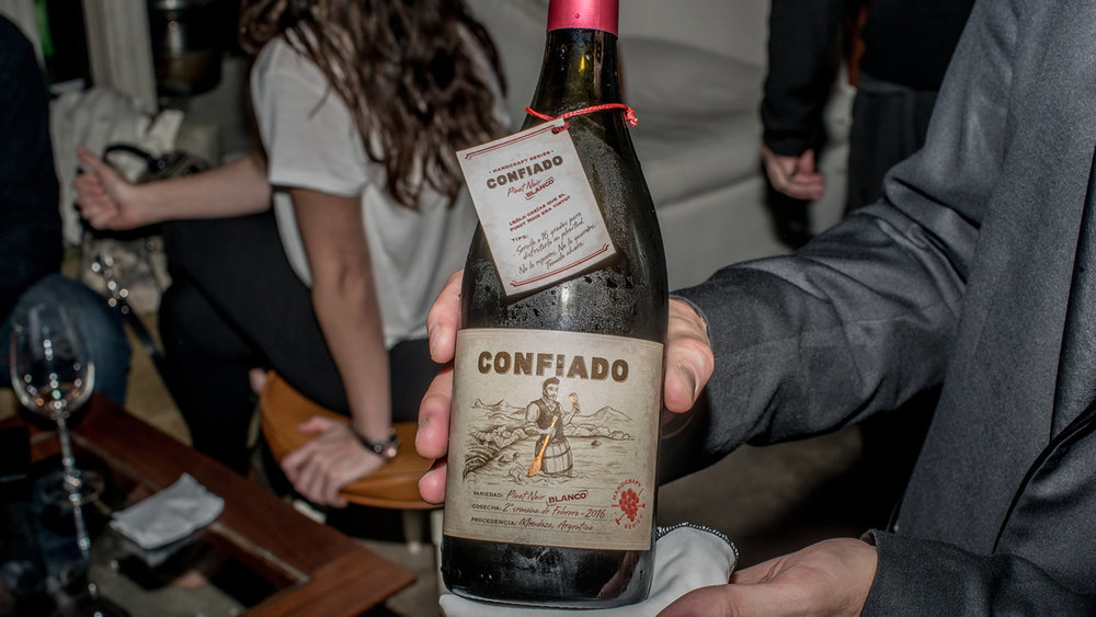 Confiado Wine Packaging Design / World Brand Design Society