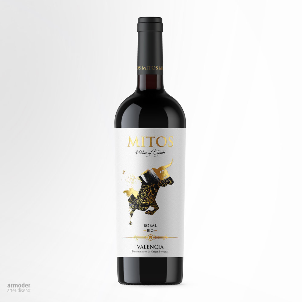 Label Design for Organic Spanish Wine from Valencia for Export / World Brand & Packaging Design Society