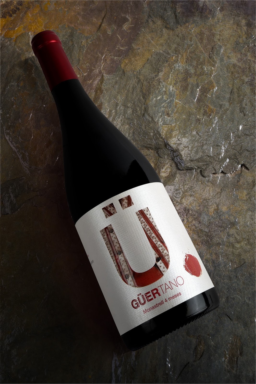 Packaging Design for Wine that is Playing with Letter, Typography and Words from the region Murcia, Spain