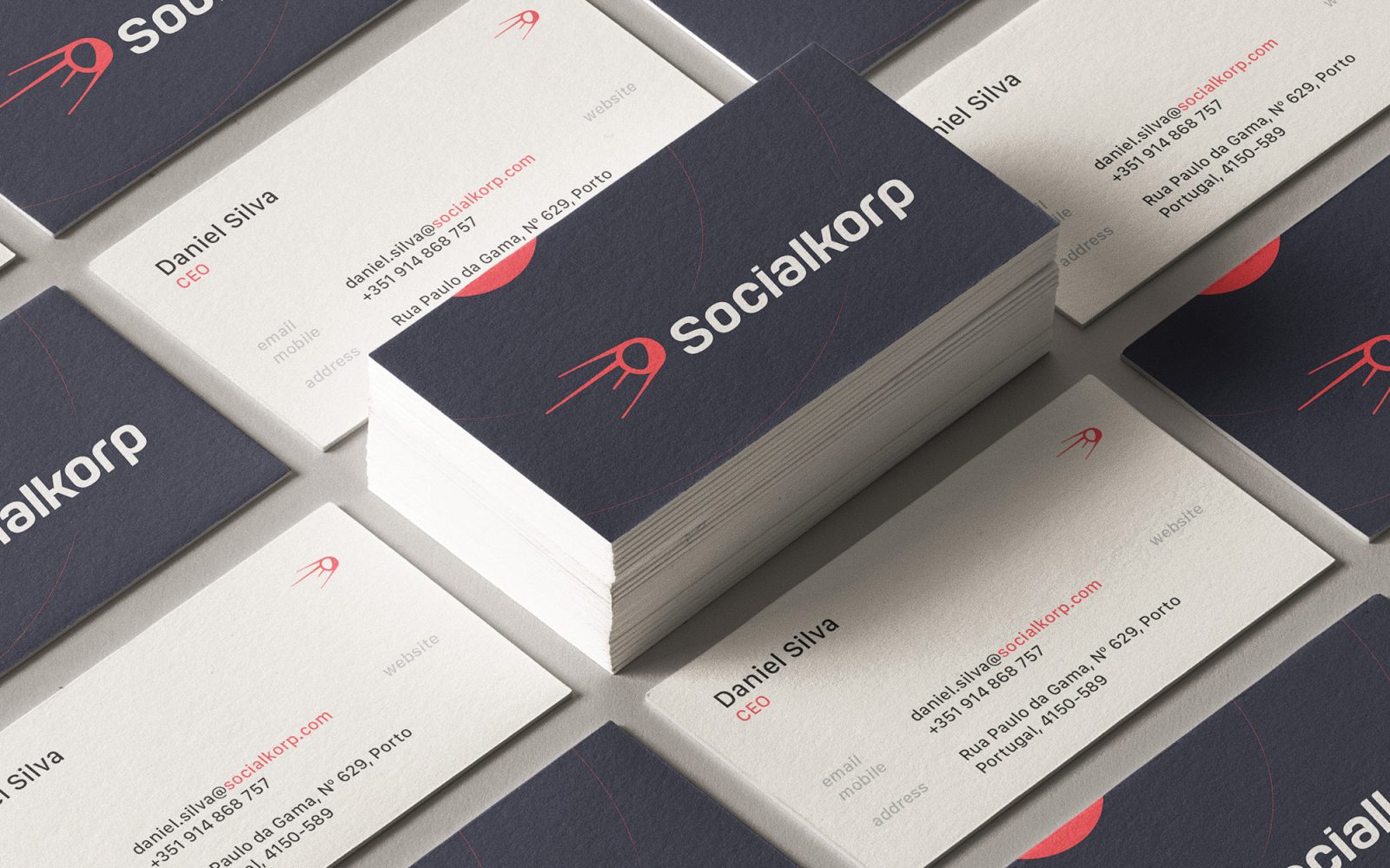 Brand Identity for a Modern and Innovative Portuguese Company