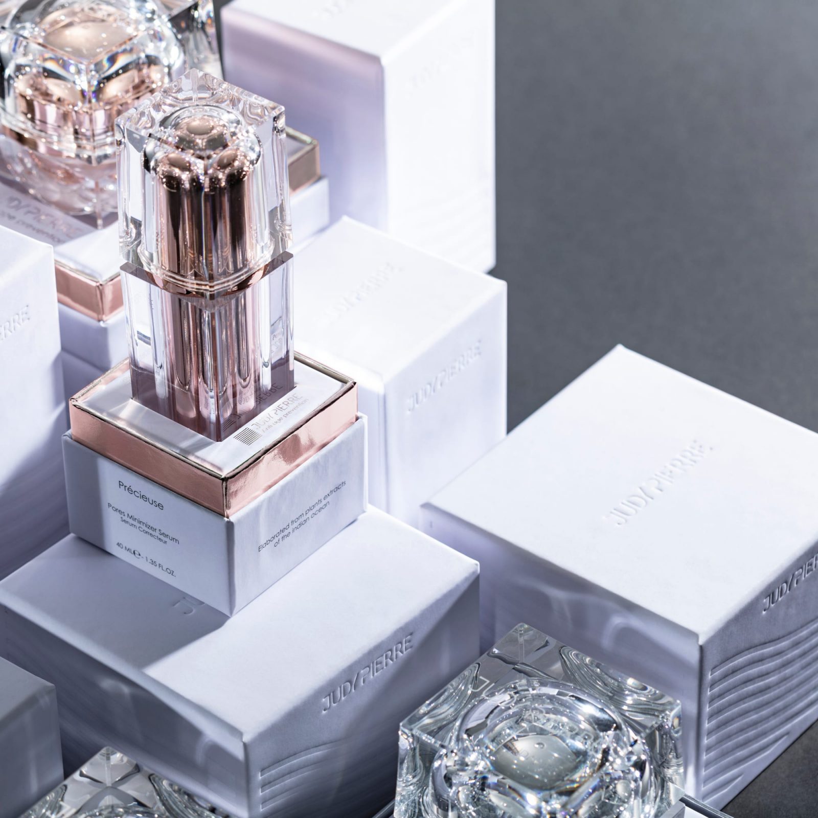 Product Identity and Packaging Design for Luxury Cosmetics