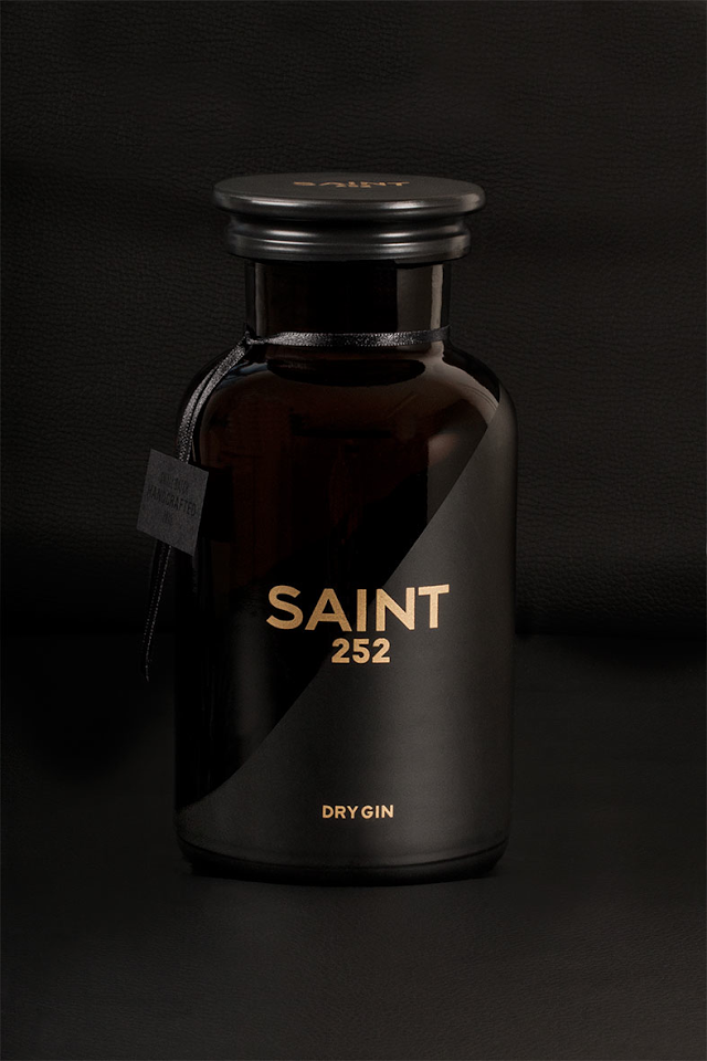 Studio Schoch – SAINT 252