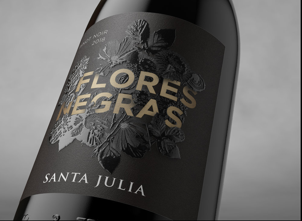 Flores Negras by Santa Julia