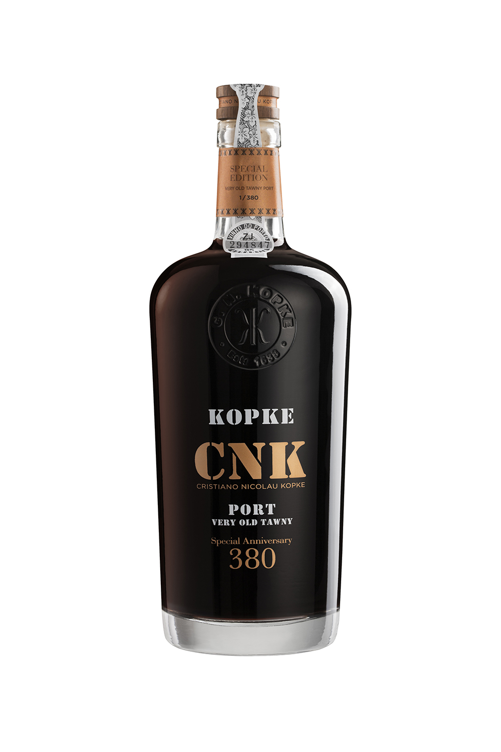 Kopke celebrates its 380YO with a special edition CNK by Omdesign
