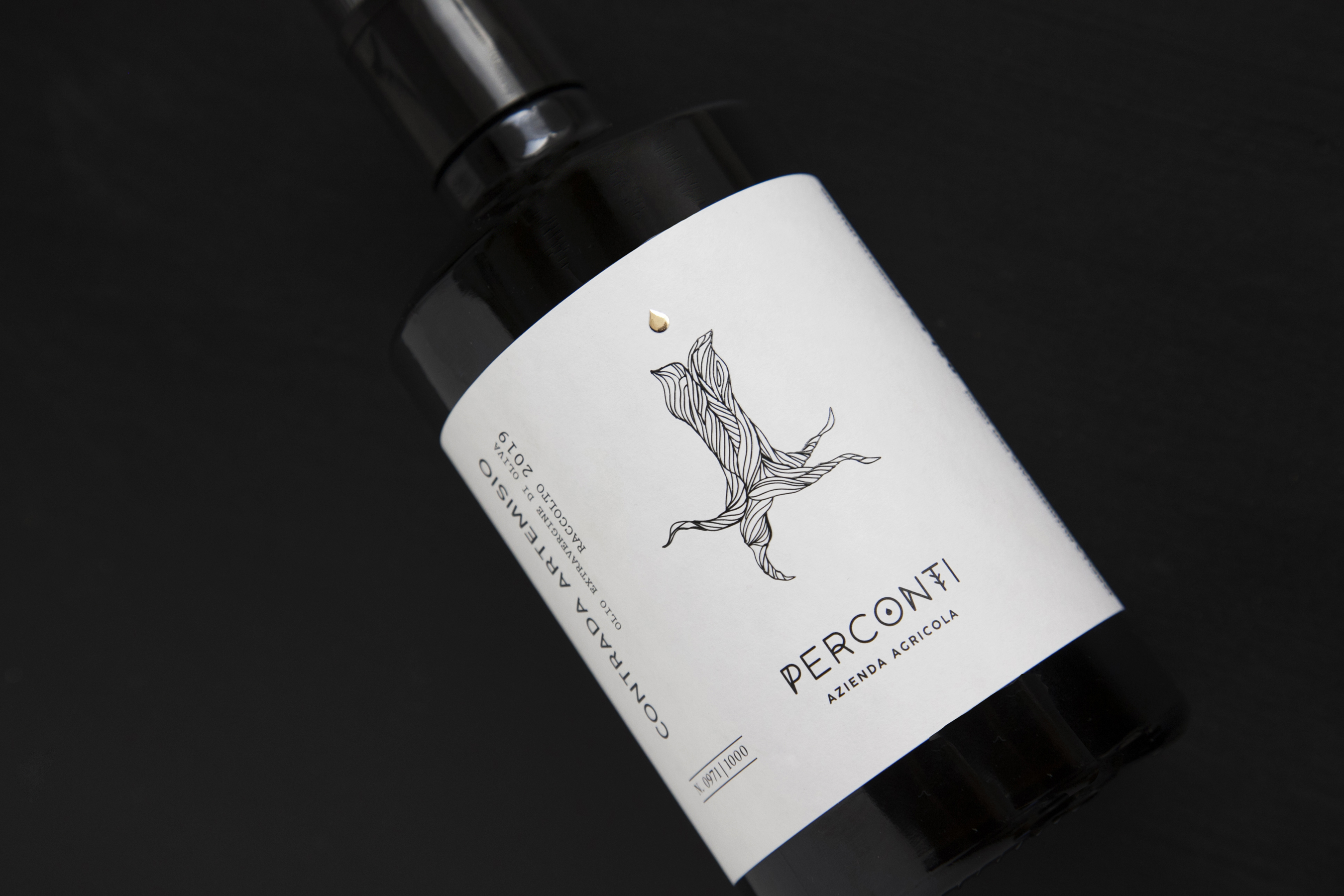 Auca Design Creates New Perconti Limited Extra Virgin Olive Oil Packaging