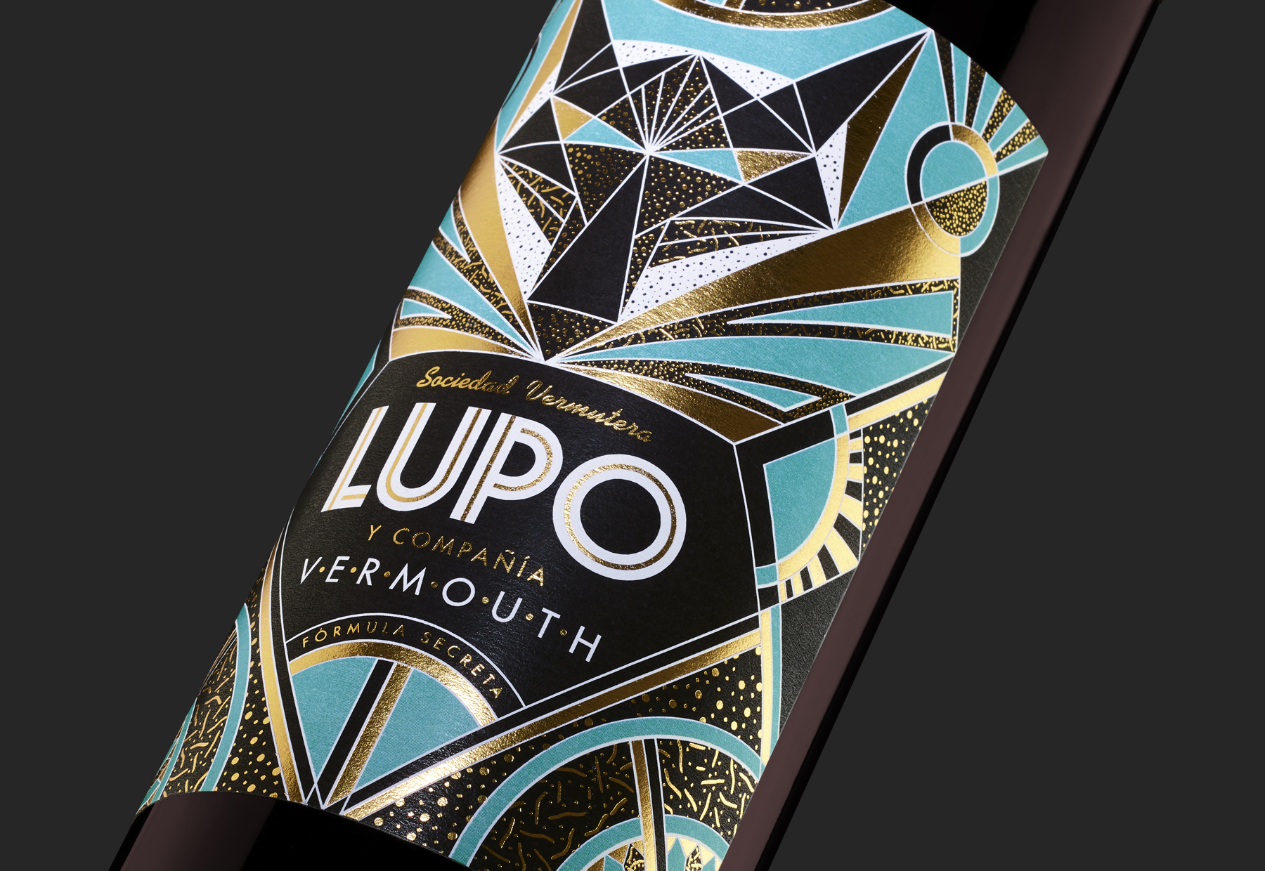 Vermouth Packaging Design for Sociedad Vermutera Lupo