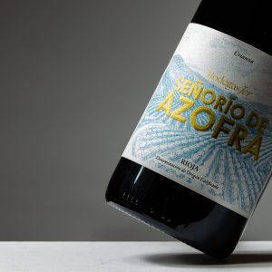 Packaging Label Design for Señorío de Azofra Wine by Hula Estudio