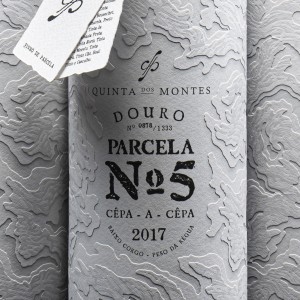 Parcela Nº 5 – Quinta dos Montes Packaging Design by Nauvegar