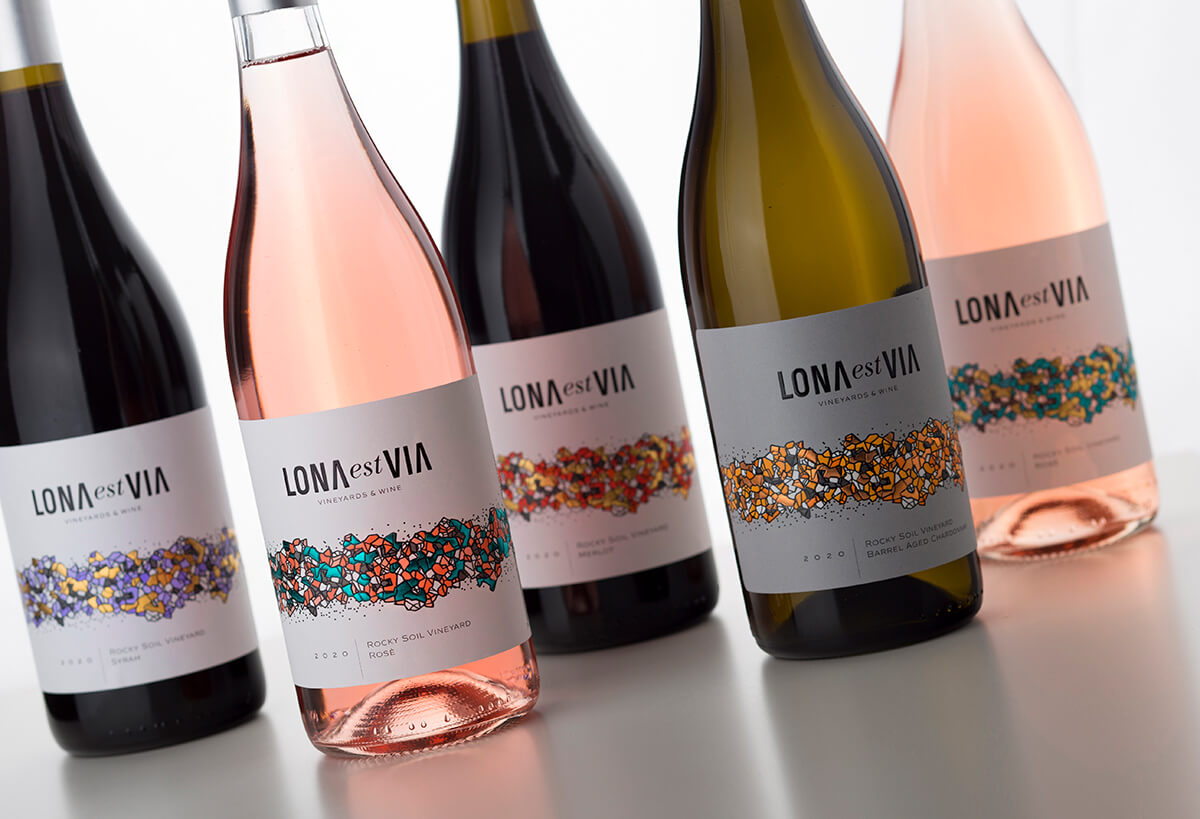 The Labelmaker Creates Label Designs for Lona est Via Wine