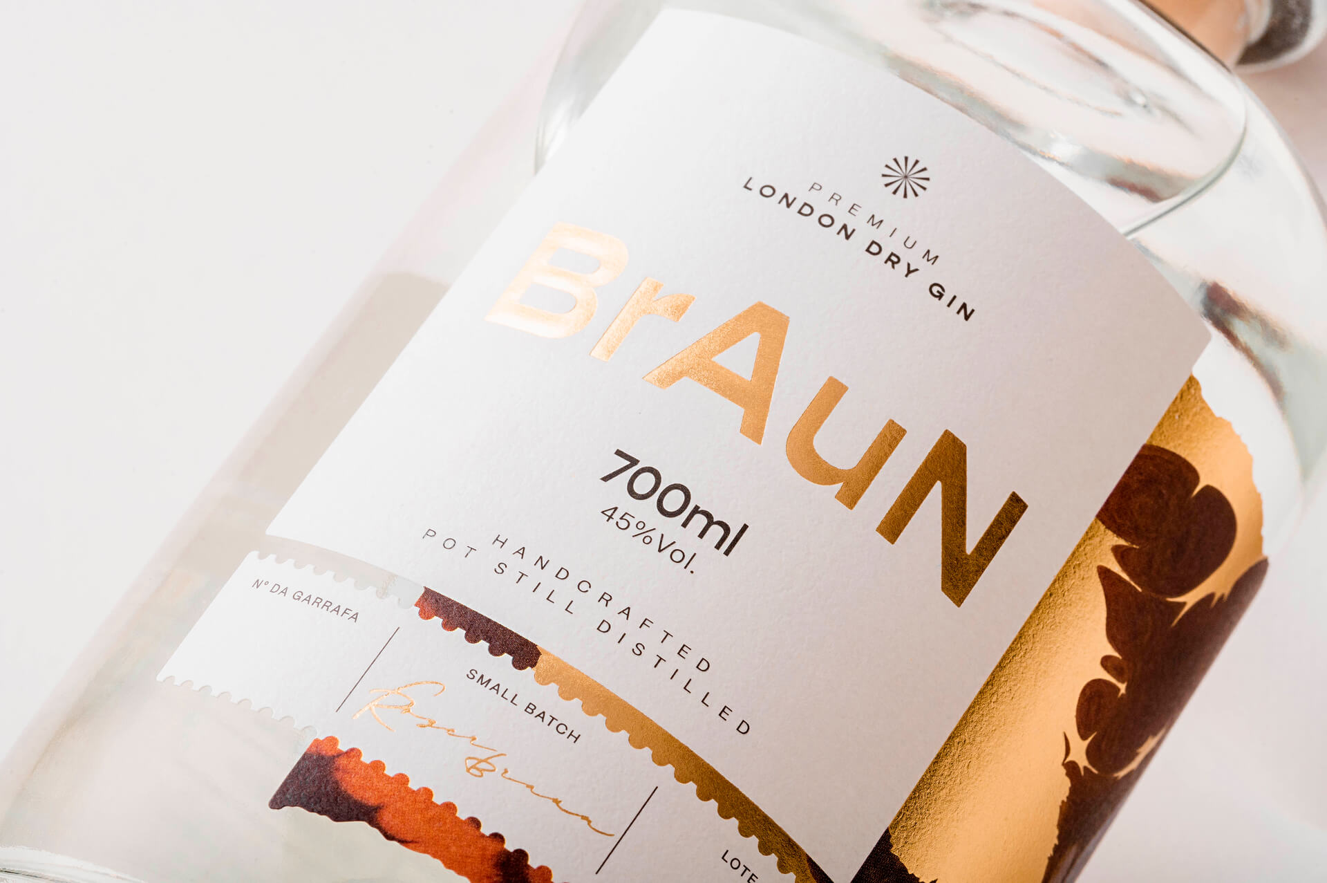 BrAuN Gin Packaging and Identity Created by Ismo Design