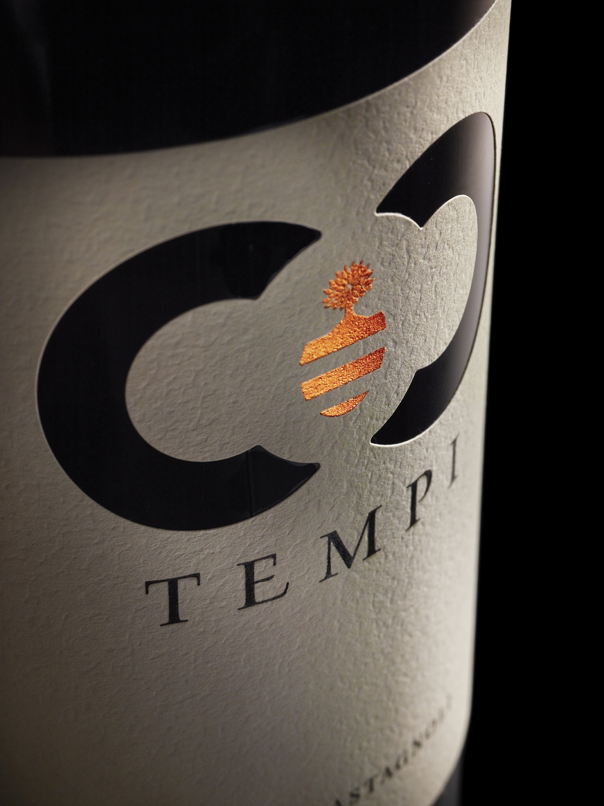 Tempi and Nottetempi Premium Wines Packaging Design