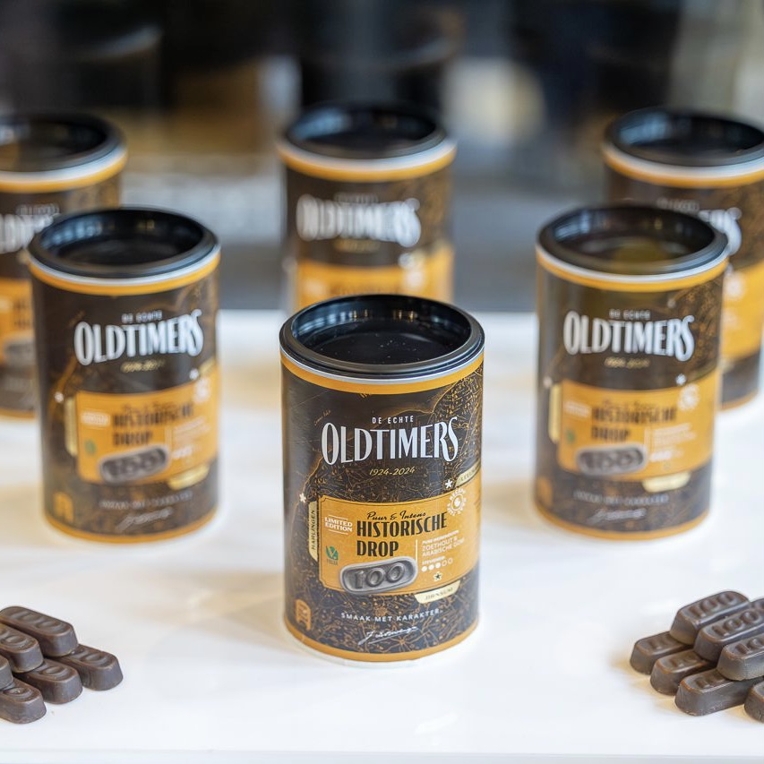 Van Heertum Design VHD Helps Communicate Nostalgia in Every Bite, Packaging Design for Oldtimers Commemorative Liquorice Blend