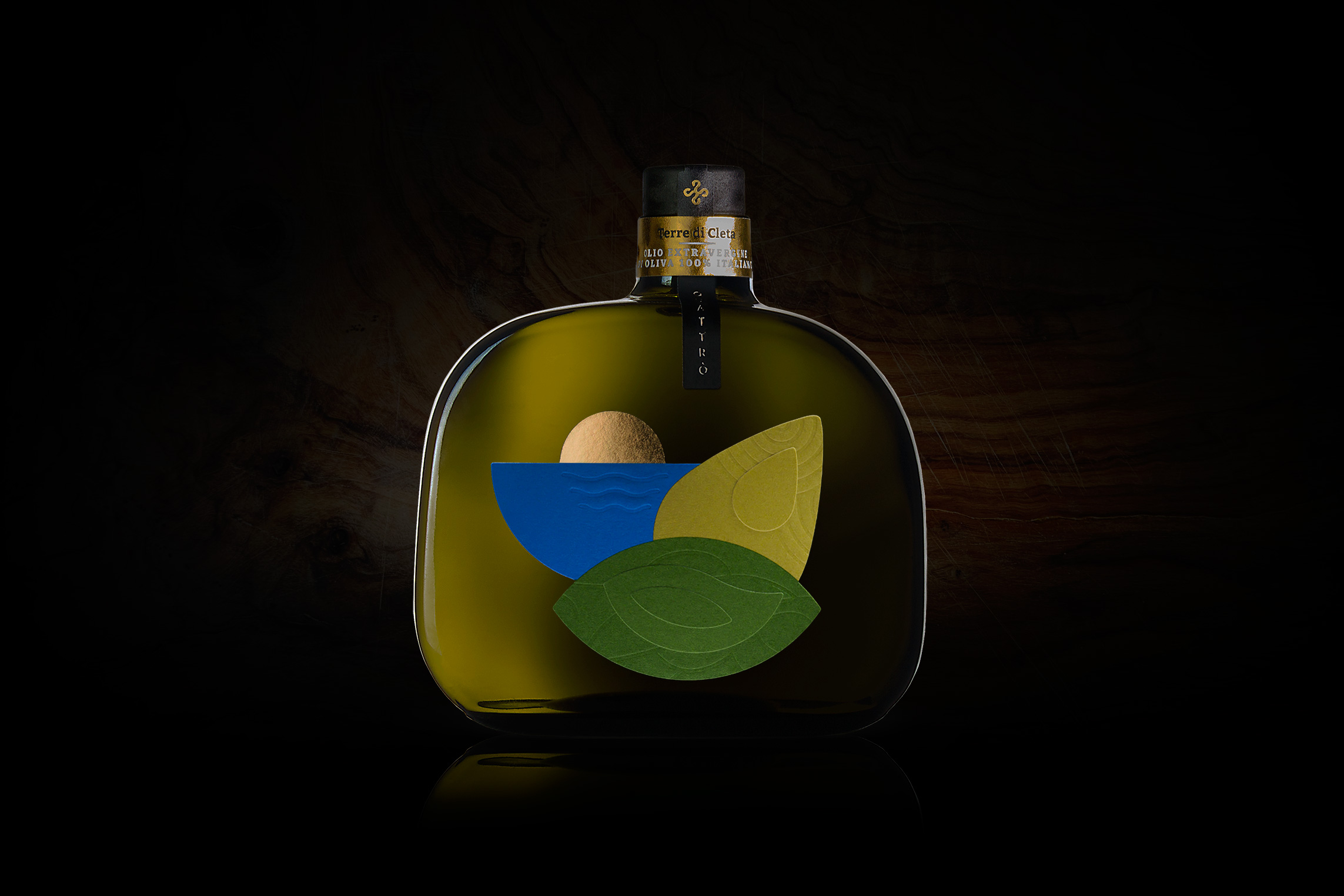 Elegant Three-Dimensional Label Design for Tenute Quattrò Olive Oil by Numeroquattro