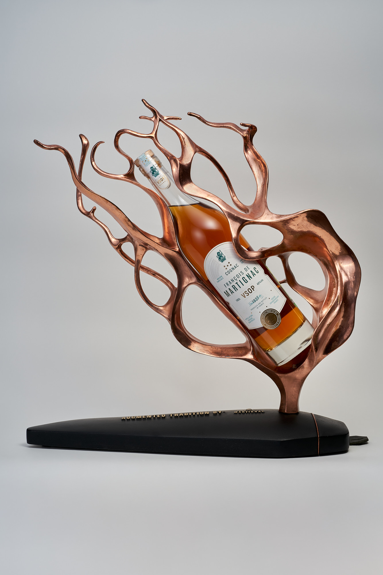 Ideologist Creates Series of Design Objects for François de Martignac Cognac Inspired by “Edge of World” Concept