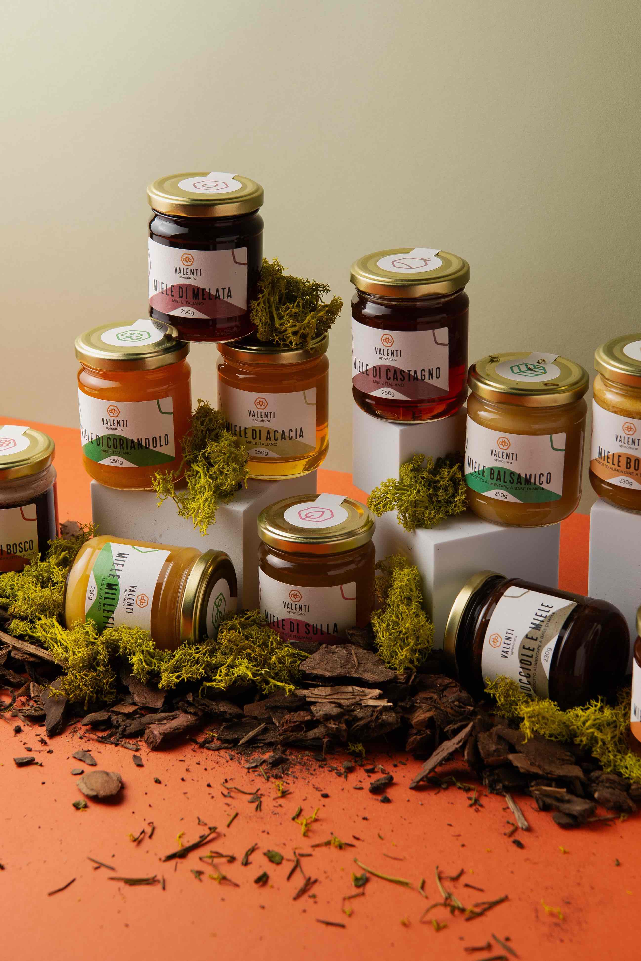 CarattereCreativo Creates Brand and Label Design for Valenti Apicoltura, a Family-Run Honey Production Company