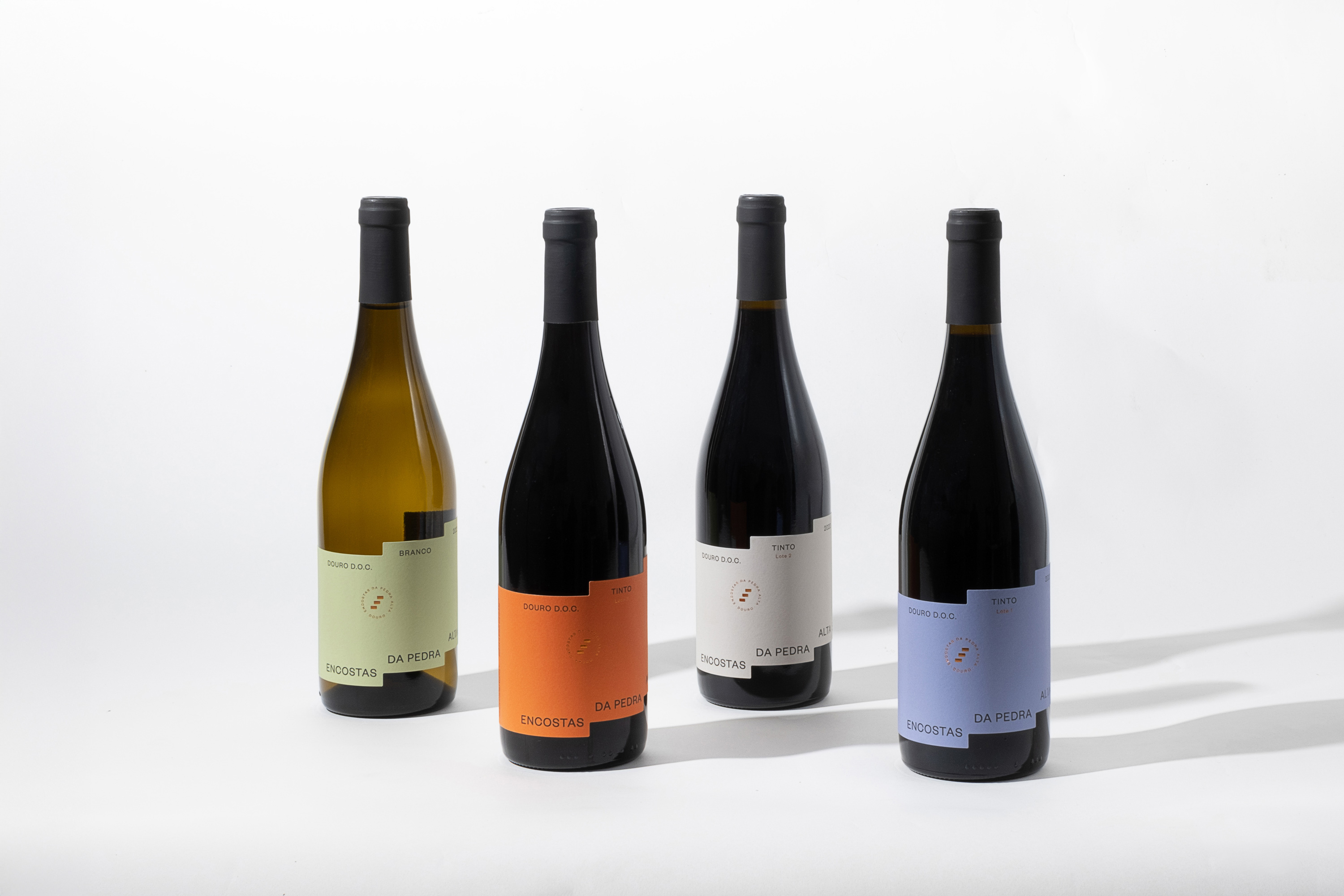 Bisarro Design Brings a Contemporary Twist to Encostas da Pedra Alta Wine Branding