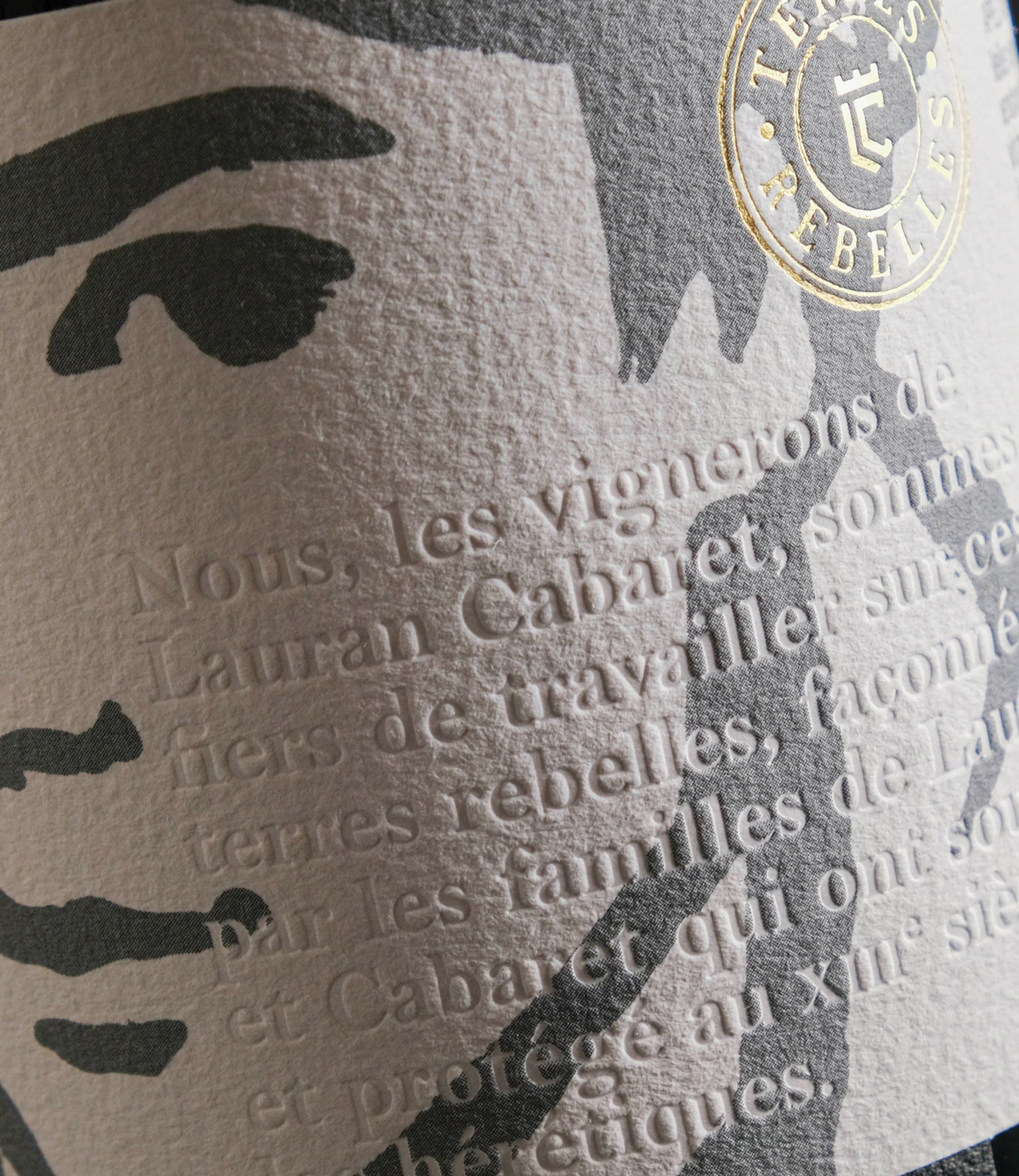 Agence des Coteaux Elevates Lauran Cabaret Wines with Timeless Packaging Design