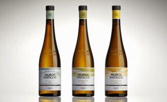 Muros Antigos Wine Range Packaging Design by Anselmo Mendes