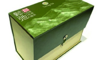 Adrienn Fazekas Brings Chinese Blooming Tea Packaging to Life for Modern Families