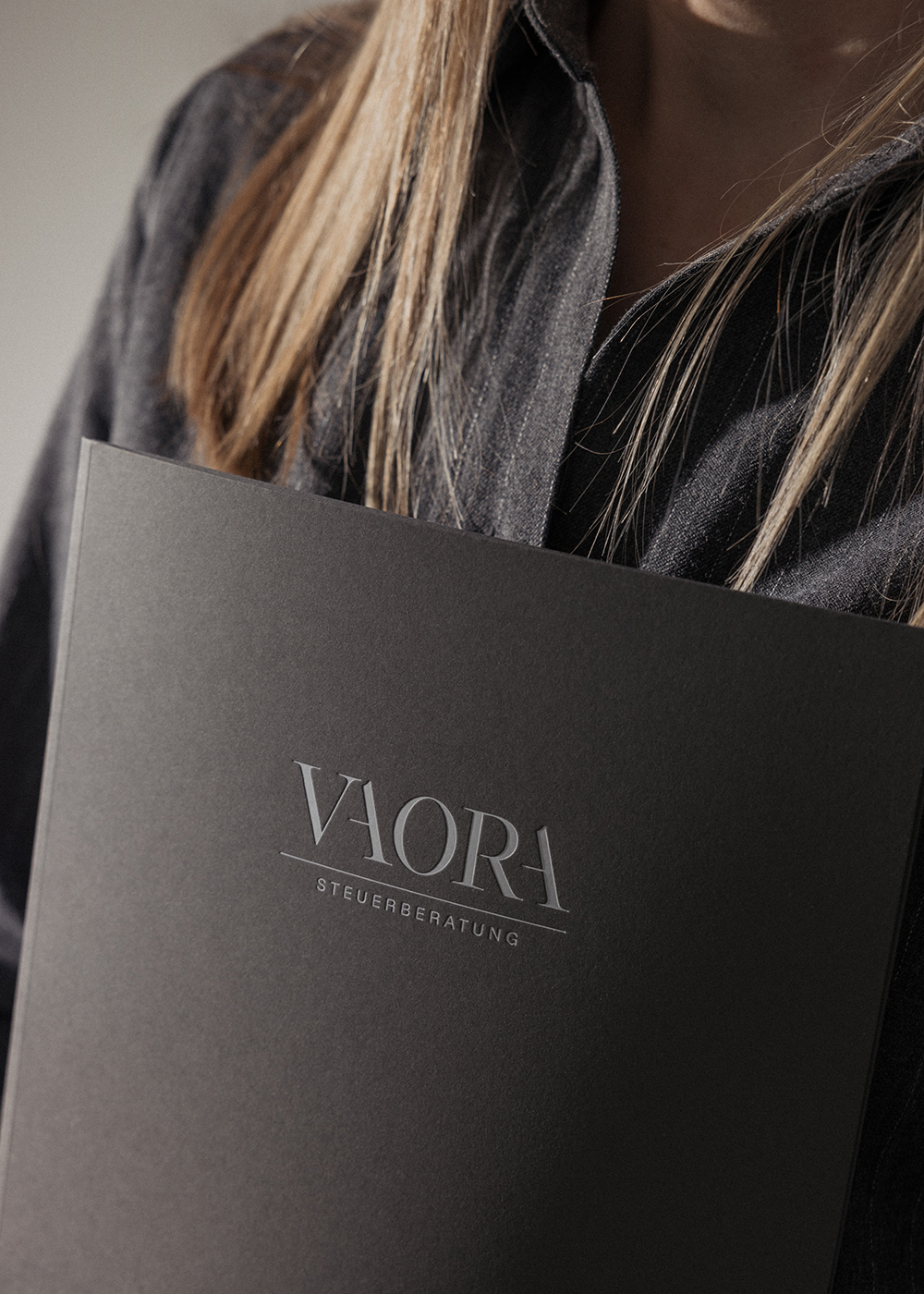 Vaora: Holistic Rebranding for a Future-oriented Tax Consultancy by Design Network