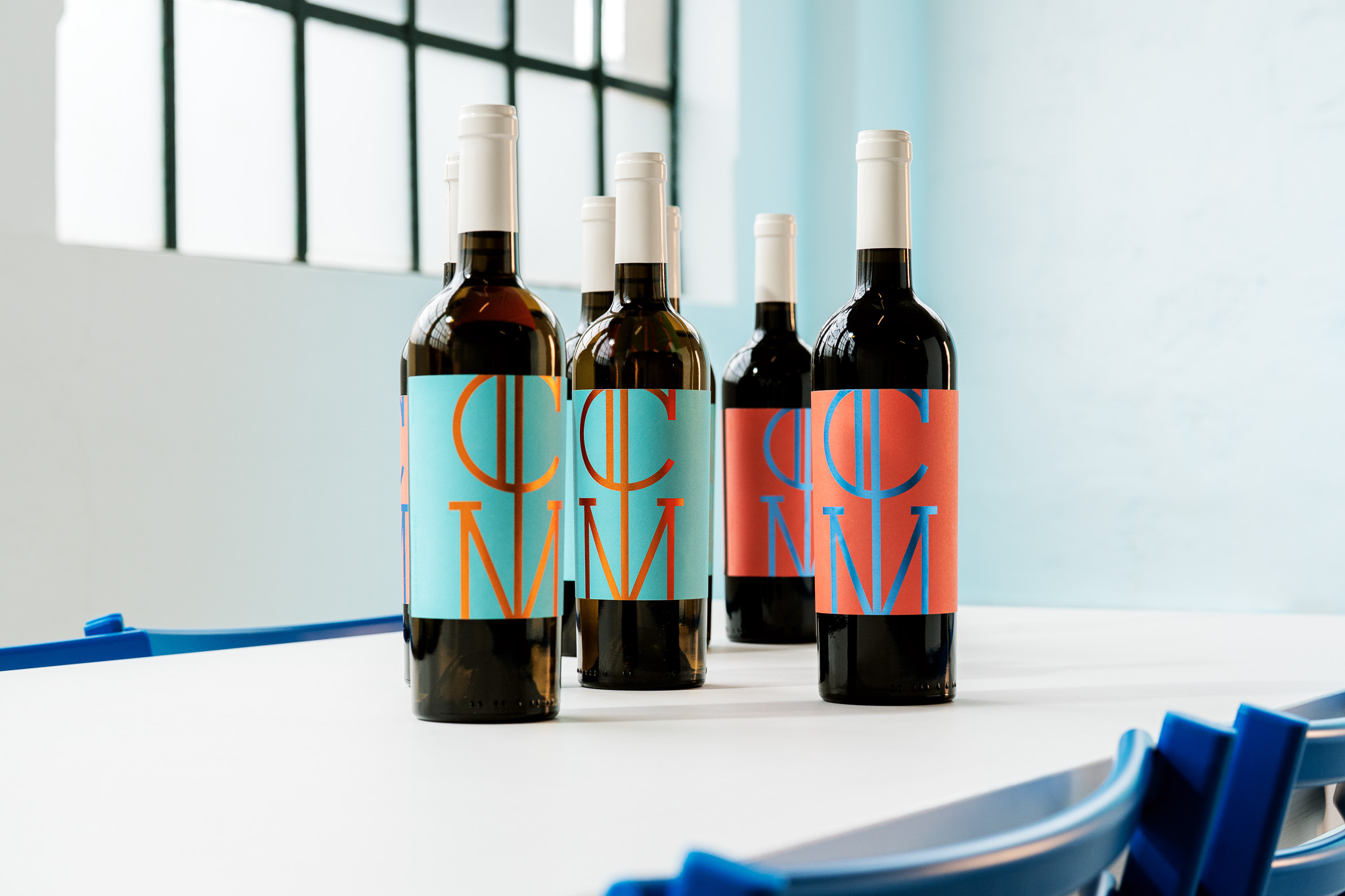 Bisarro Studio Reinvents Wine Labeling for Casa dos Migueis with Expressive Color Codes