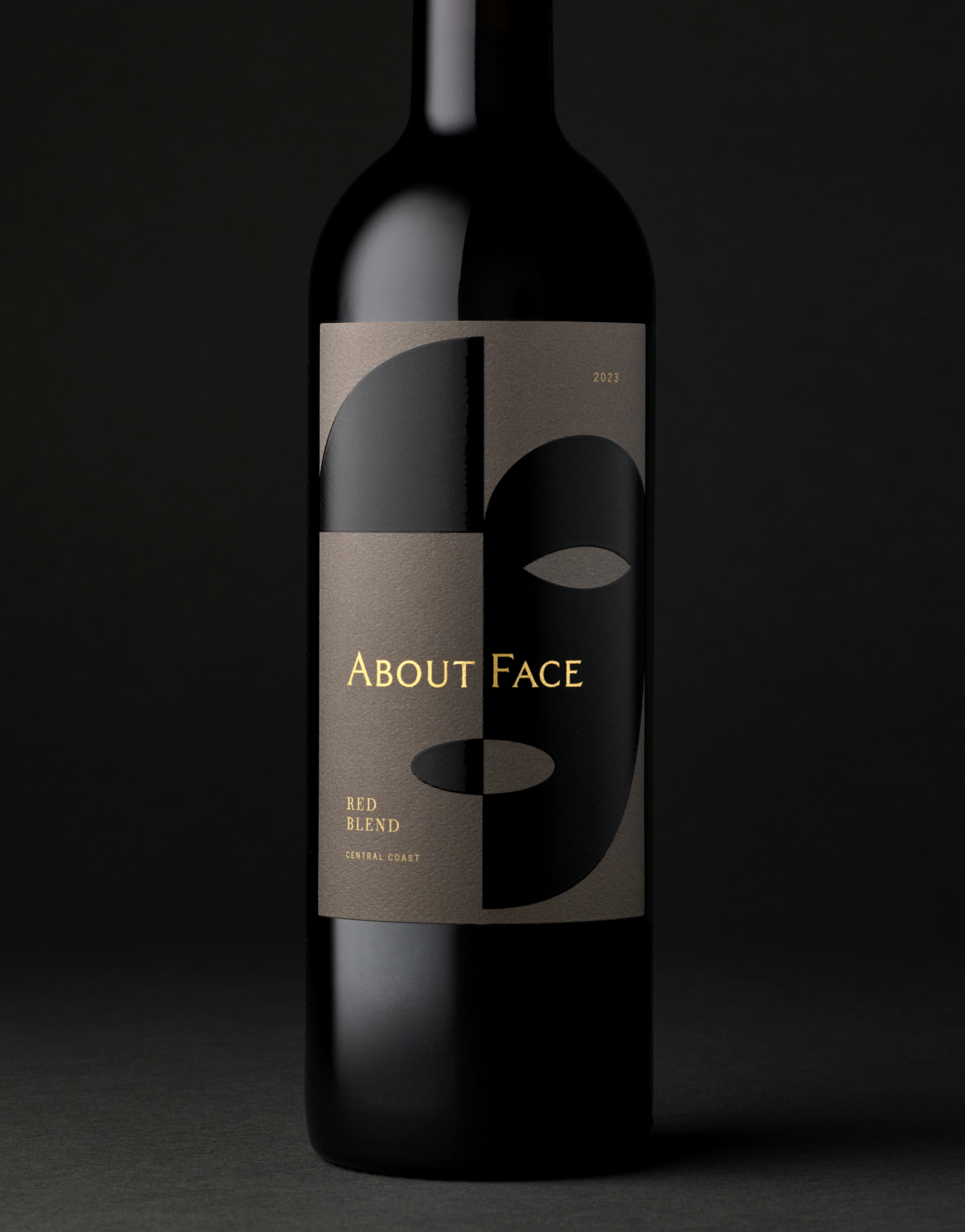 CF Napa Brand Design Creates About Face for Slouch Hat Wines as a Striking New Identity