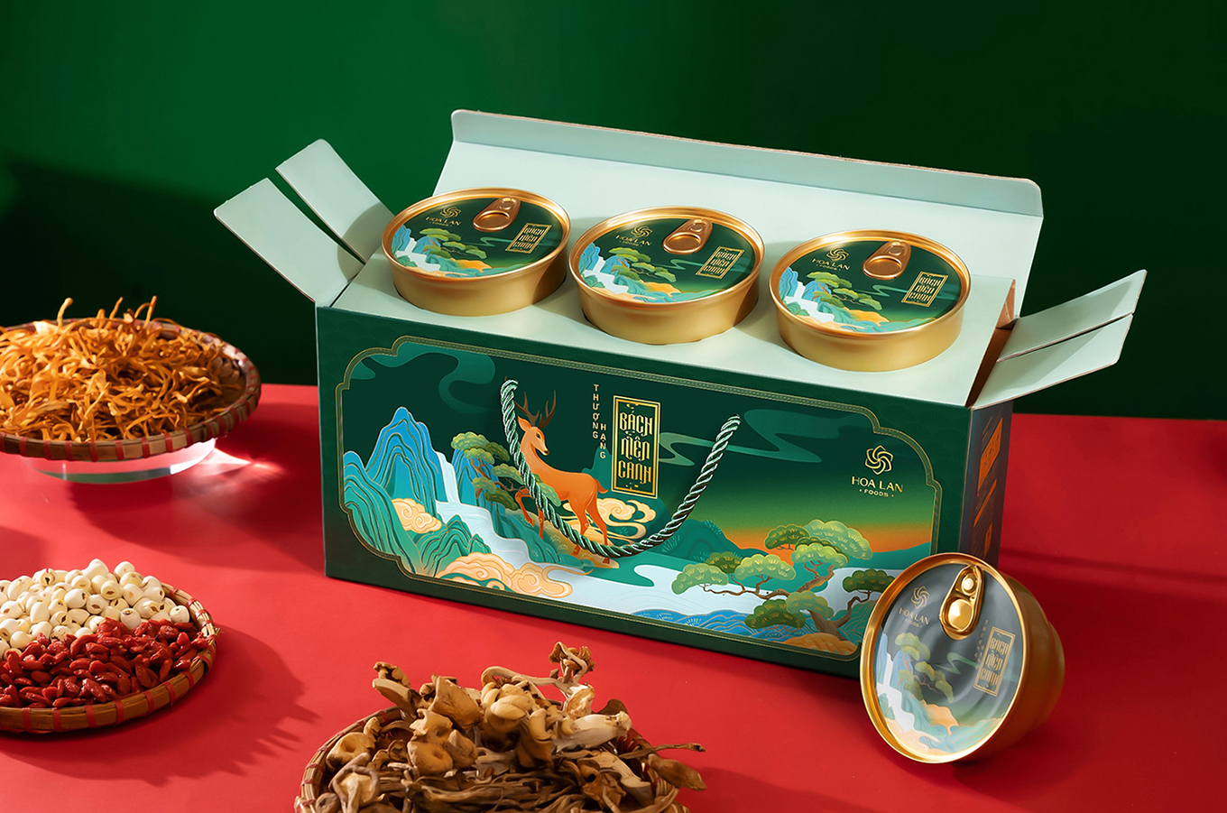 Lucky Brand Associates Creates a Distinctive Brand World for Hoa Lan Foods Premium Stewed Soup
