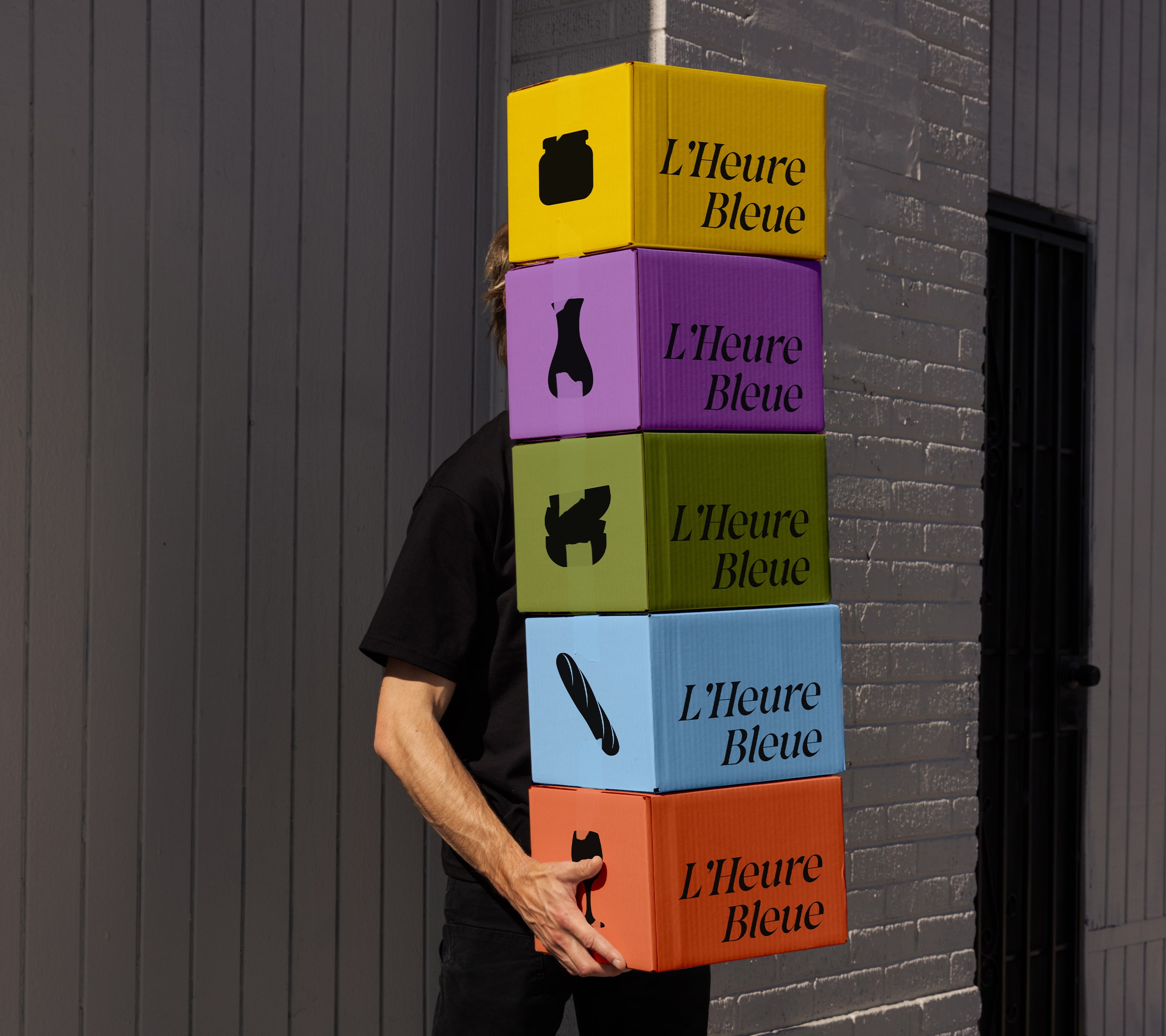 Notch Studio Illuminates L’Heure Bleue with a Poetic Identity Inspired by Twilight and Stillness