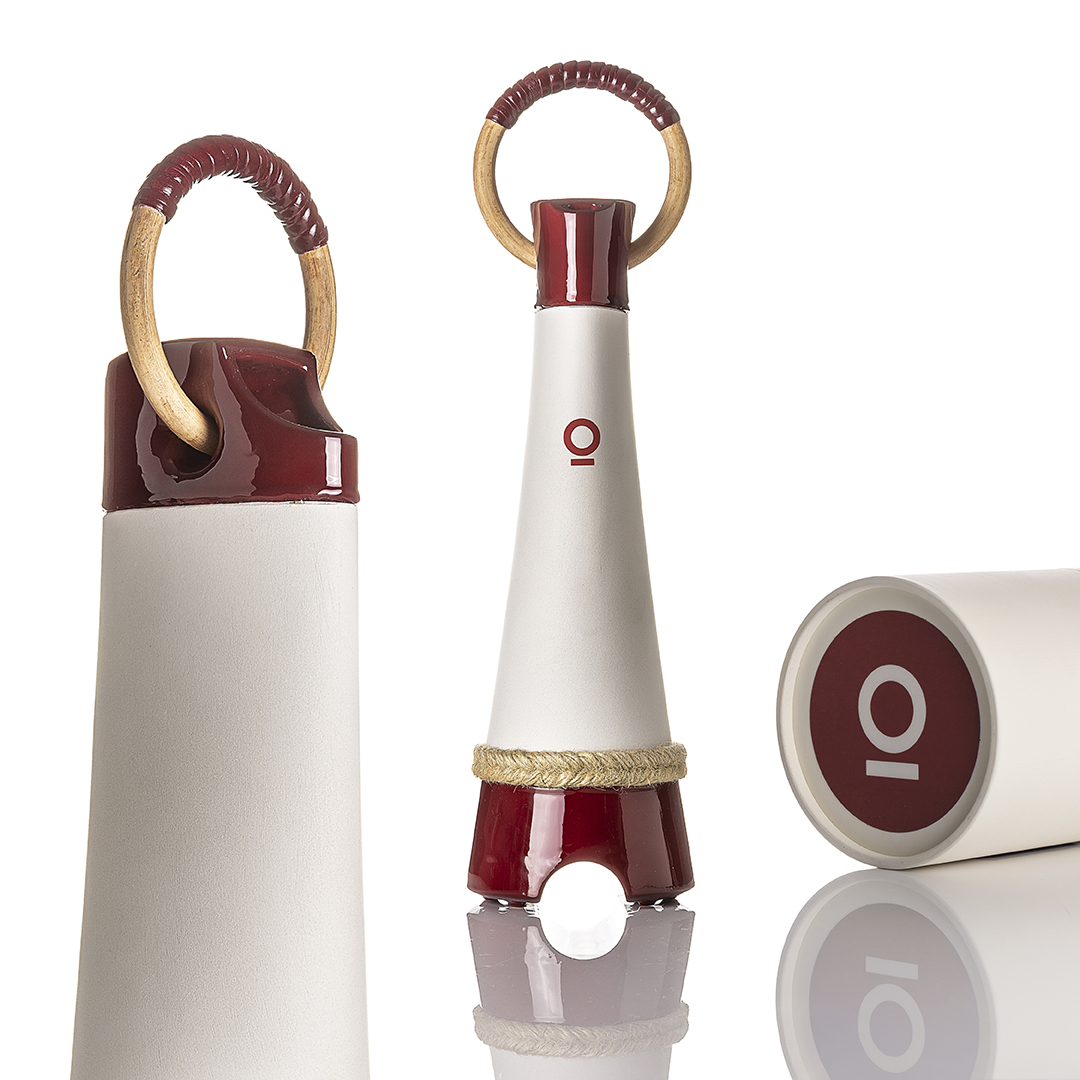 Almudena by Sergio Cuartones Merges Typography Heritage and Sustainable Design