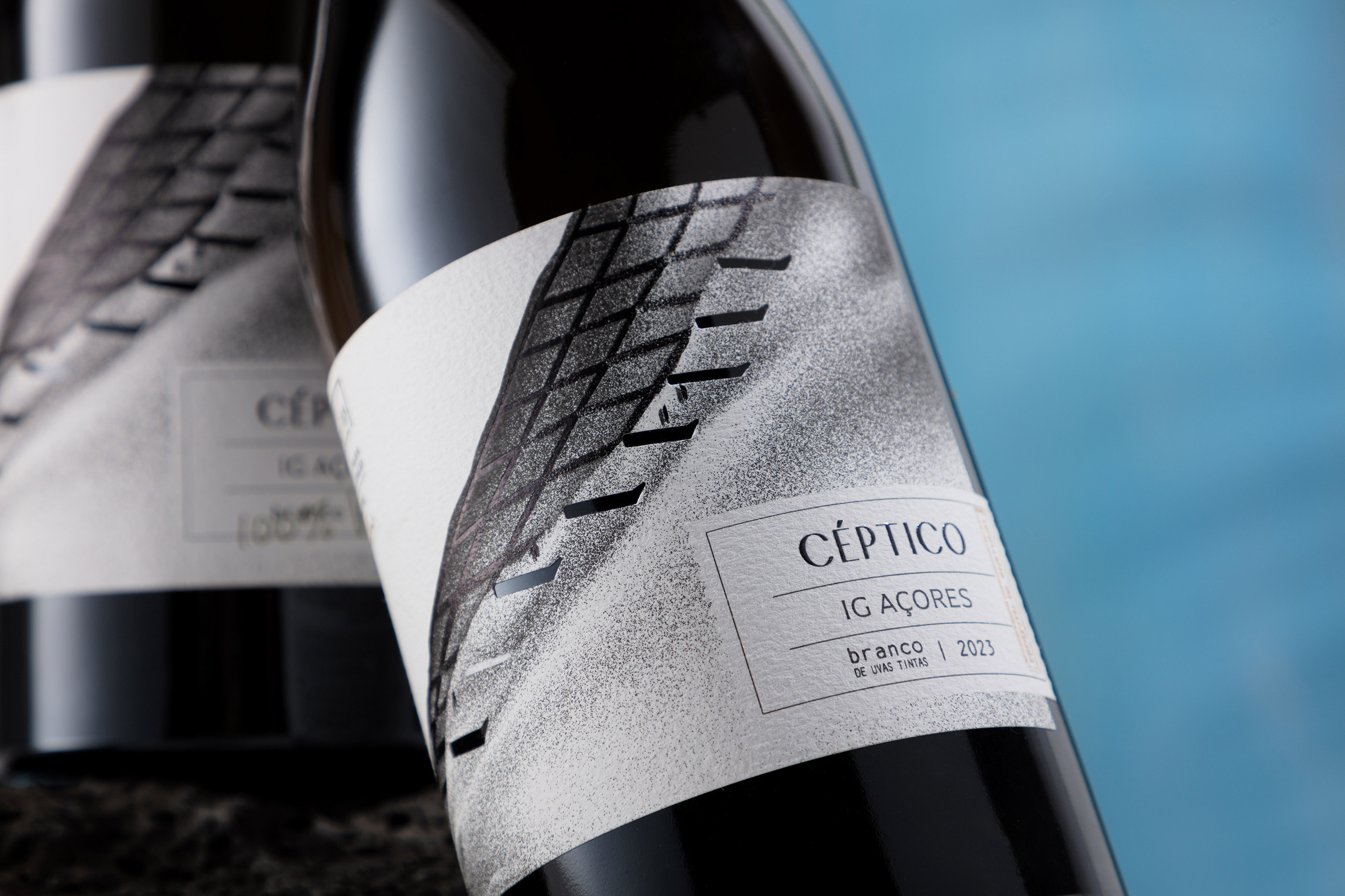 M&A Creative Agency Introduces Céptico Vulcanic Wines with Packaging Inspired by Basalt Slopes and Sea