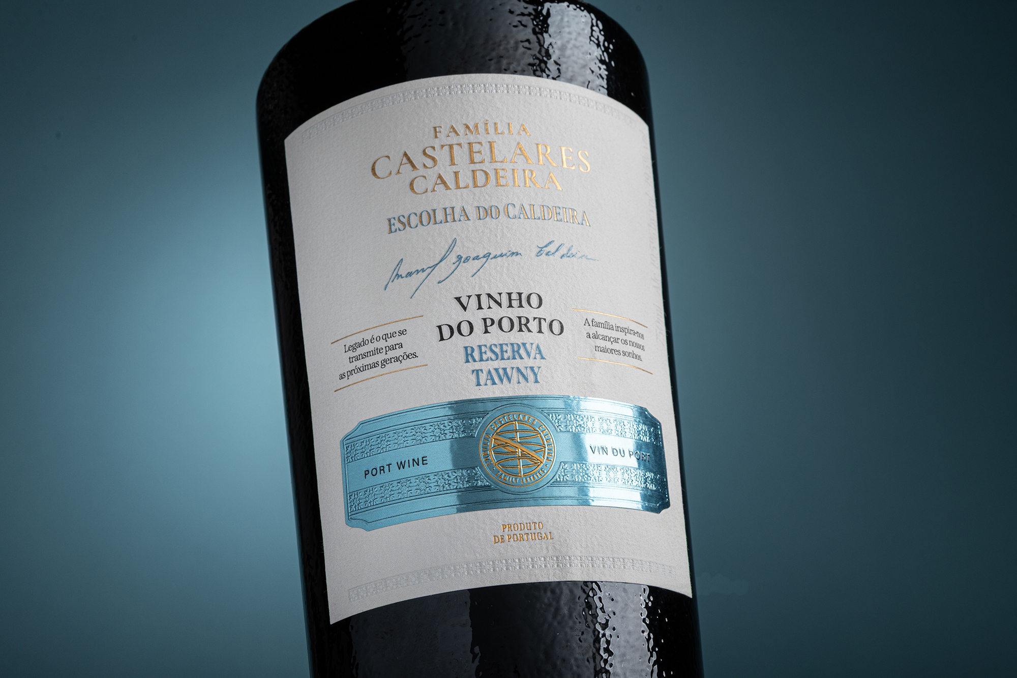 M&A Creative Agency Presents A Escolha do Caldeira with Luxury Port Wine Packaging Design
