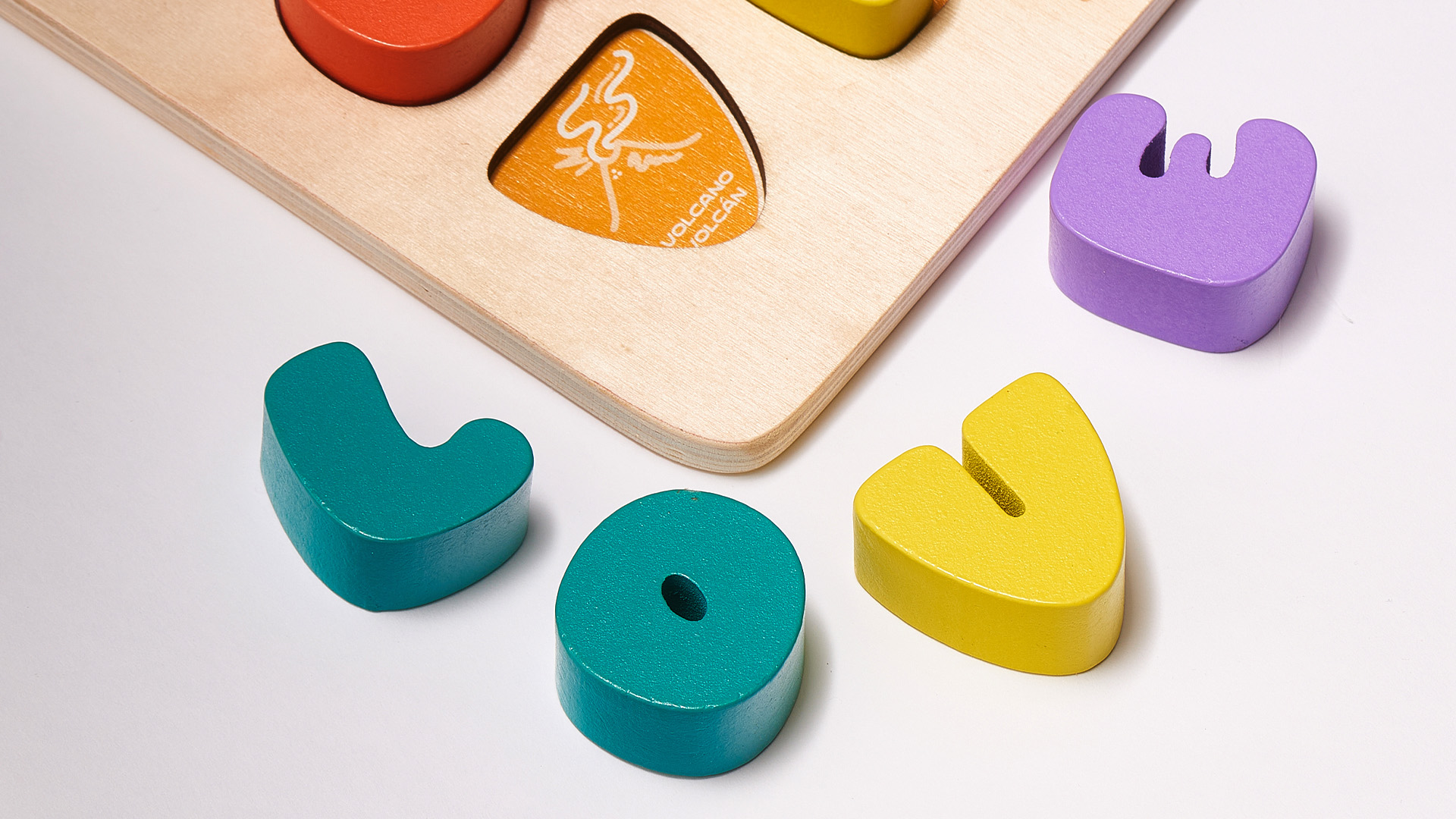 Say Hola to Mighty Big Love: A Bilingual Toy Brand Helping Families Play, Learn, and Celebrate Culture